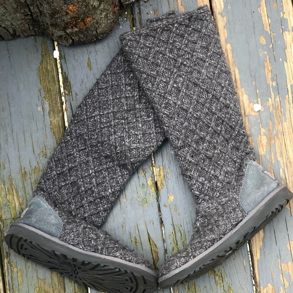 UGG Cardi Lattice Boots - Picture 4 of 6